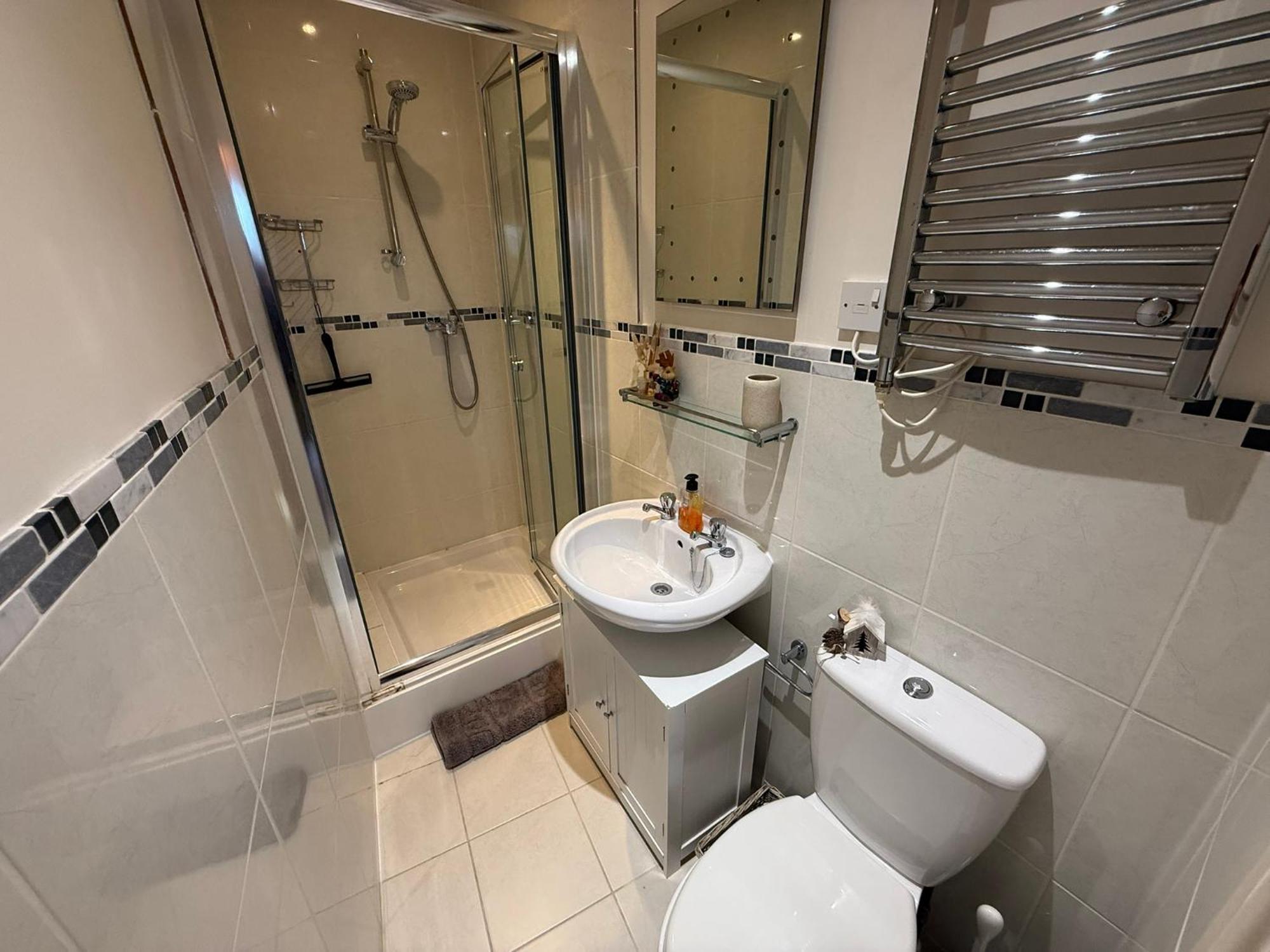 Luxury Kingfisher Lodge, Isis Lake, Within The Cotswold Waterpark 赛伦塞斯特 外观 照片