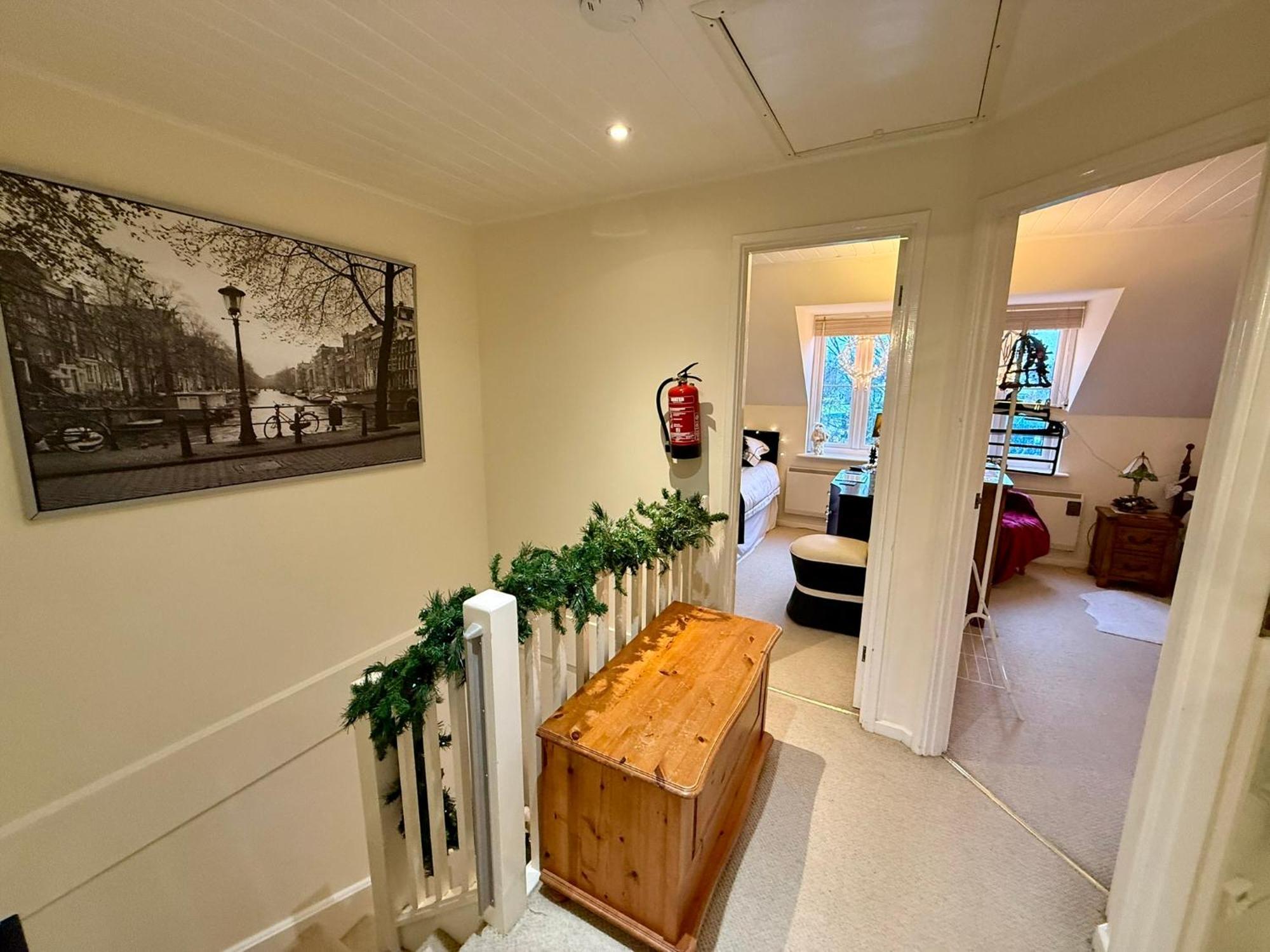 Luxury Kingfisher Lodge, Isis Lake, Within The Cotswold Waterpark 赛伦塞斯特 外观 照片